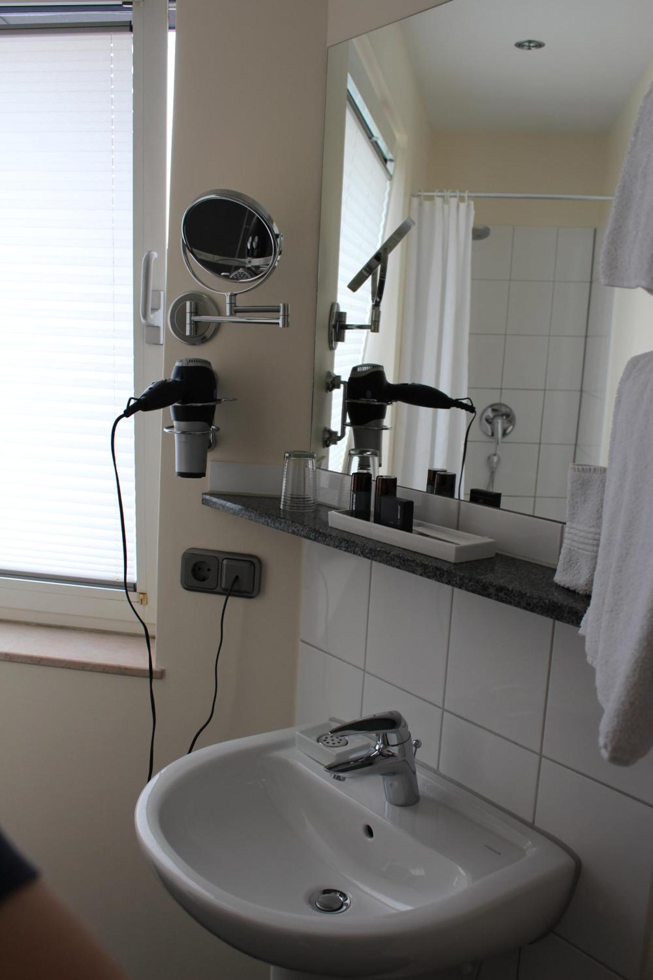 Hotel Bonjour Bad Soden am Taunus Quarto foto